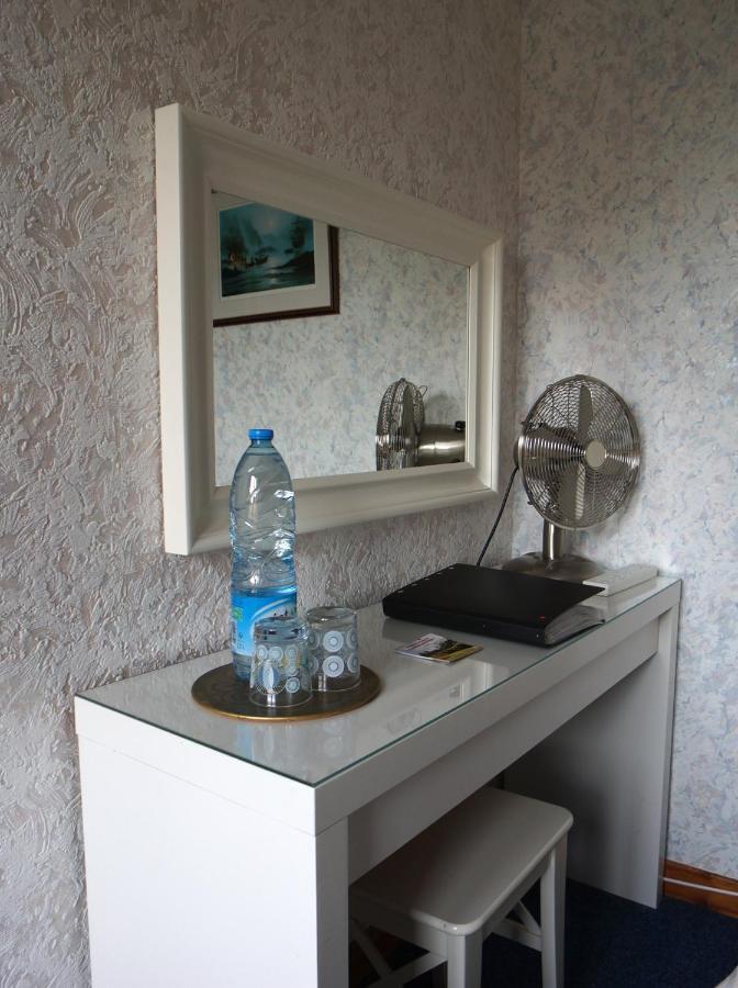 The Silent Picket Bed & Breakfast Martinpuich Bagian luar foto